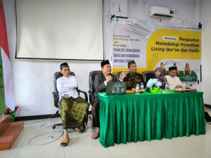 Perkuat Penelitian, Prodi IAT dan IH Adakan Workshop Penelitian Living Qur’an dan Hadis